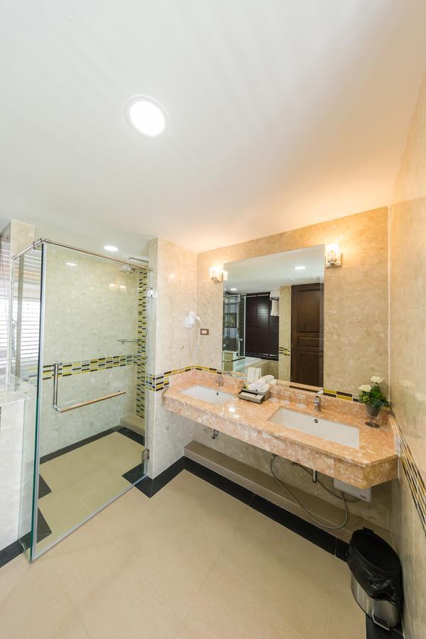 Hotel De Ladda Mukdahan Kültér fotó