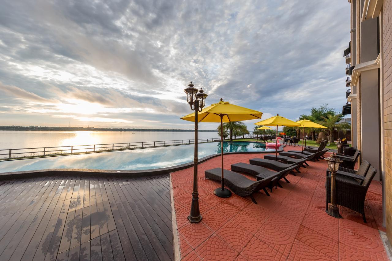 Hotel De Ladda Mukdahan Kültér fotó